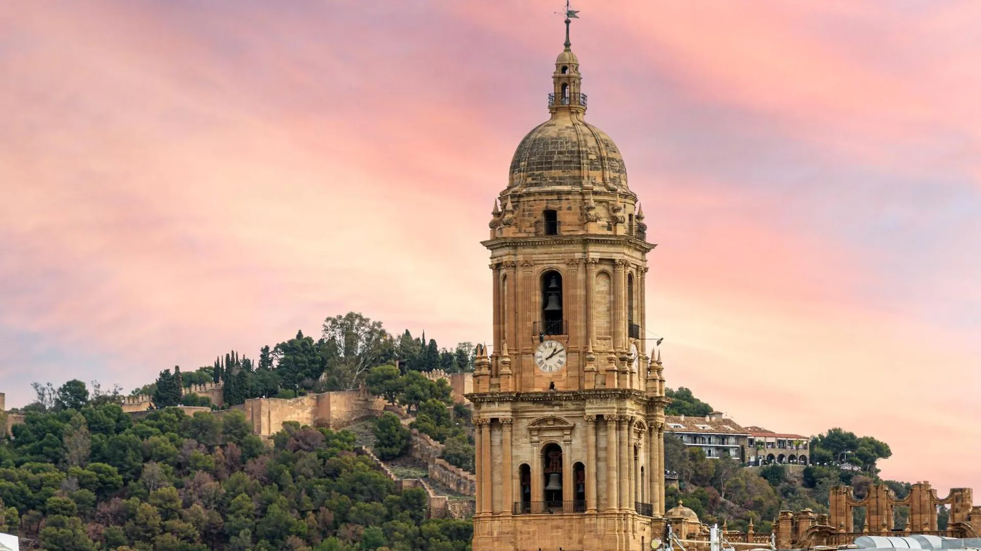 City Center Penthouse & Parking Malaga Apartment