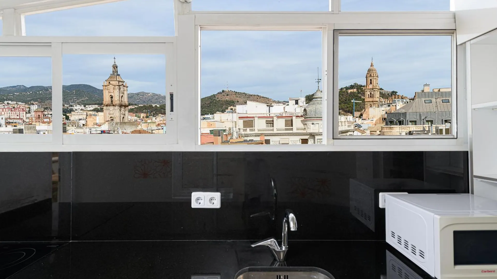 Apartment City Center Penthouse & Parking Malaga Spain