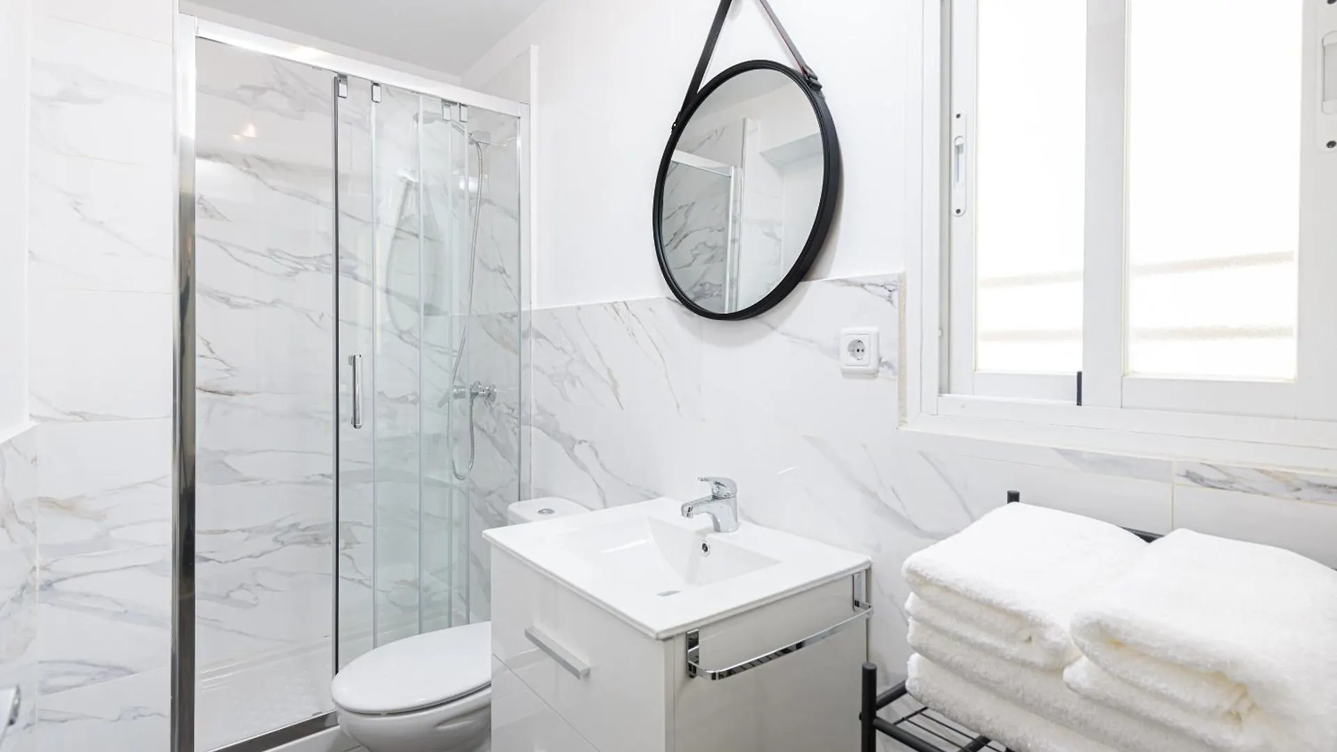 City Center Penthouse & Parking Malaga