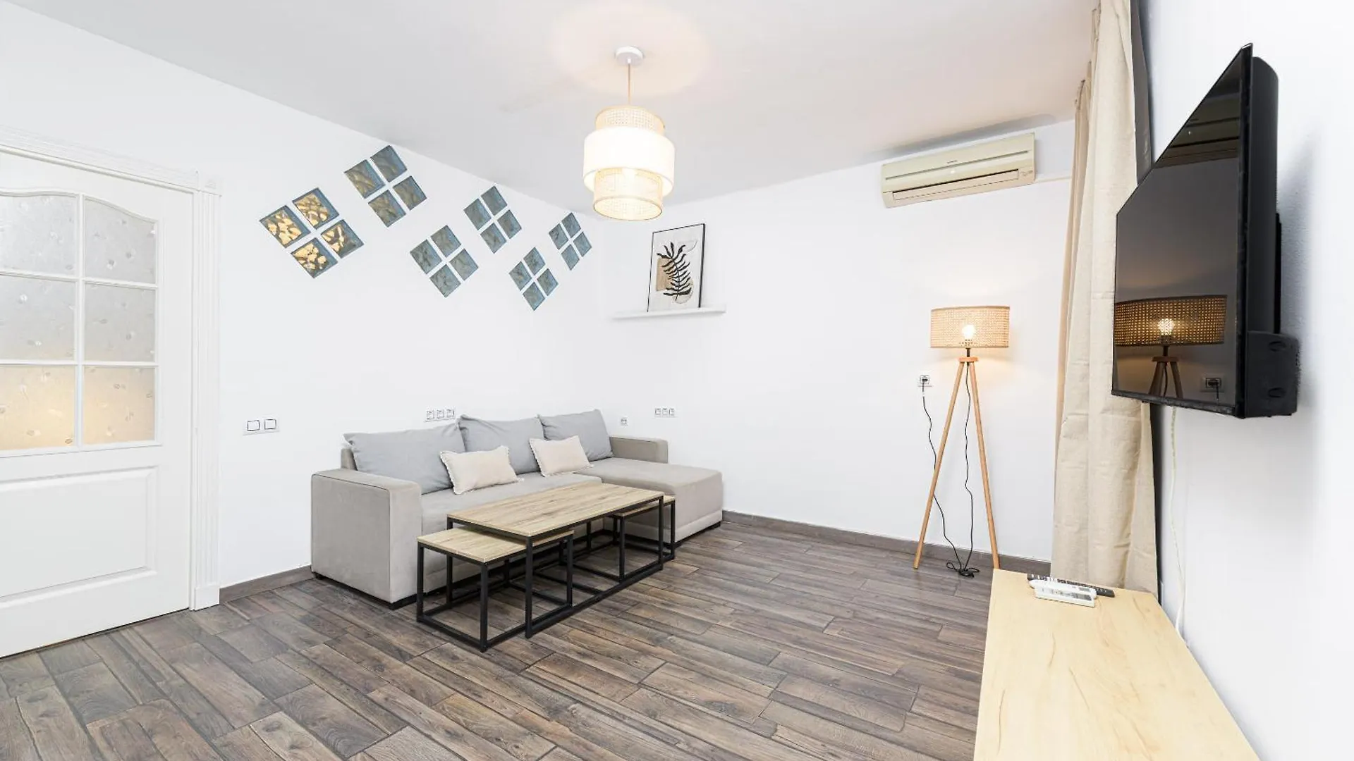 City Center Penthouse & Parking Malaga Apartment
